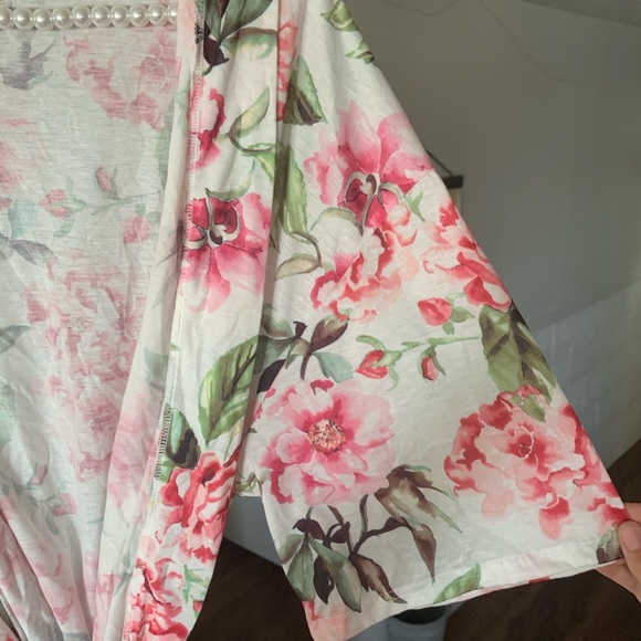 Show Me You Mumu Floral Brie Robe - Picture 7 of 8